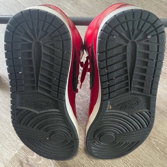 Jordan’s - Picture 6 of 8